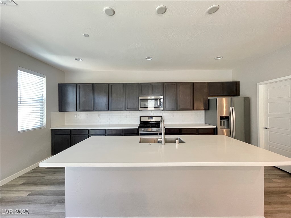 11311 Glowing Avenue 101