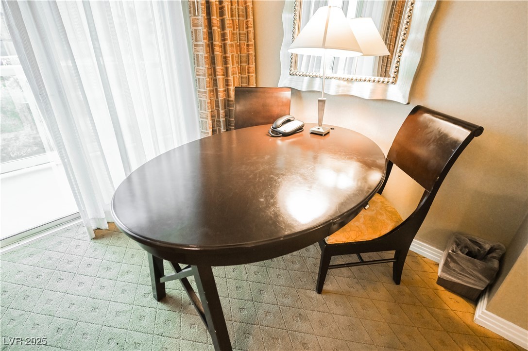 135 East Harmon Avenue 407