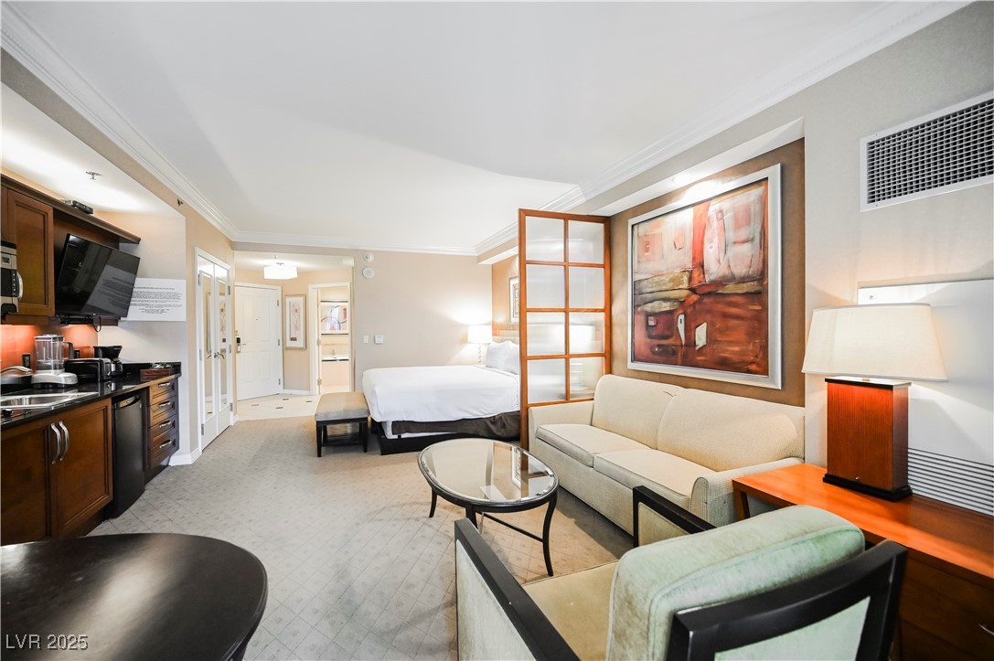 135 East Harmon Avenue 407