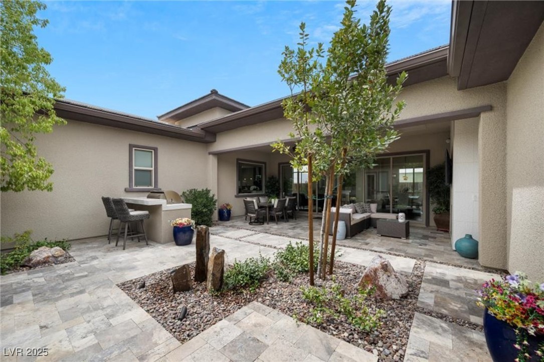 6804 Regency Stone Way