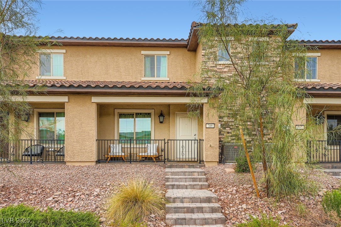 709 Pickled Pepper Place