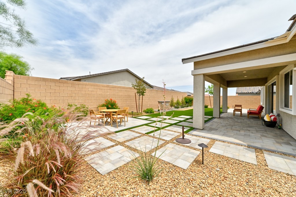 10972 Dixie Johnson Avenue