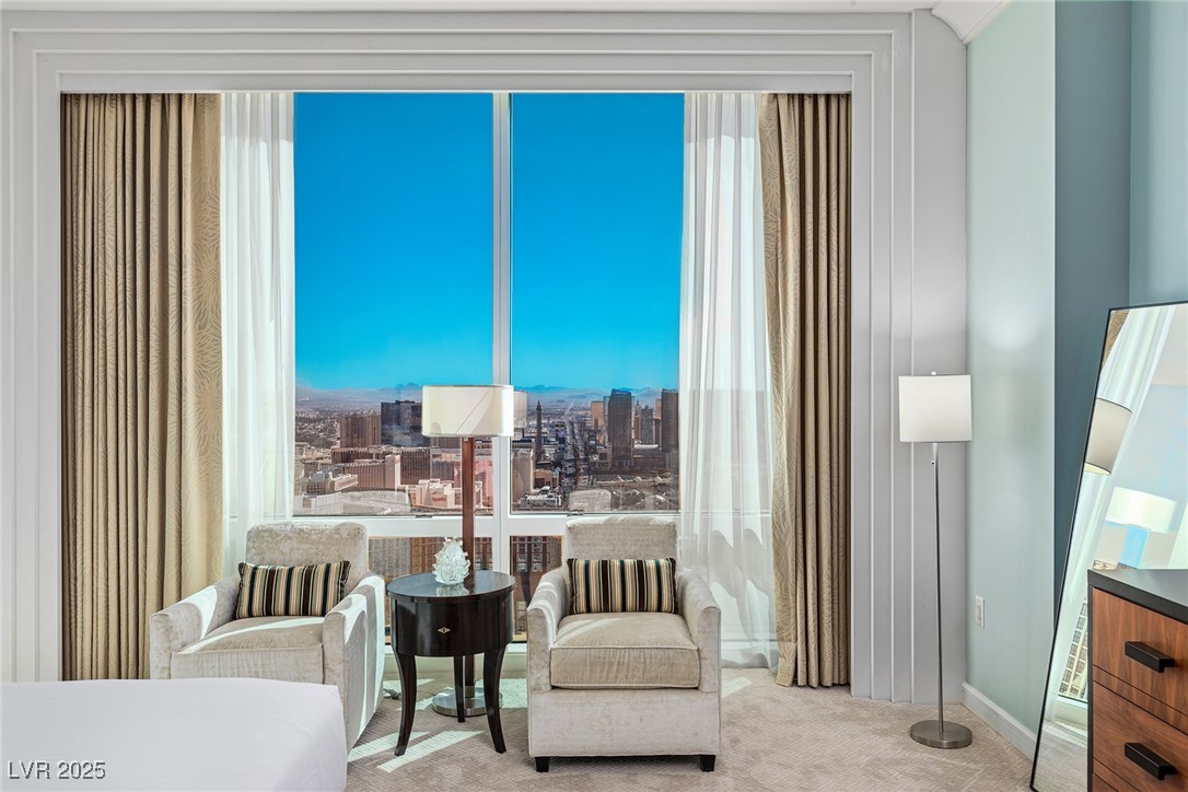 2000 FASHION SHOW Drive 6109