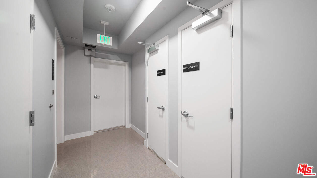5153 Maplewood Ave Unit: 107