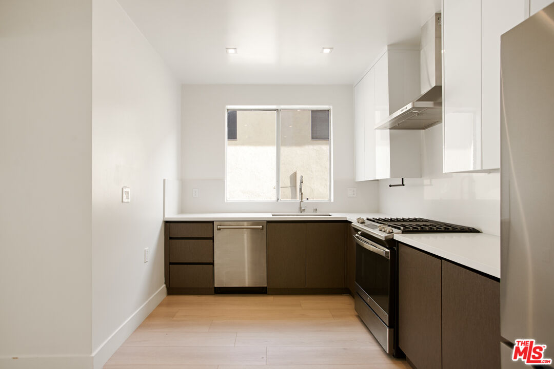 10630 Wilkins Ave Unit: 102
