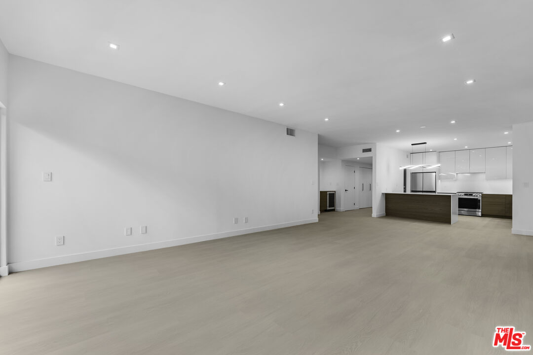 10630 Wilkins Ave Unit: 204