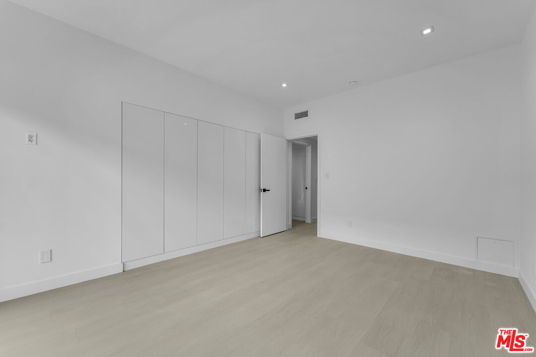 10630 Wilkins Ave Unit: 204