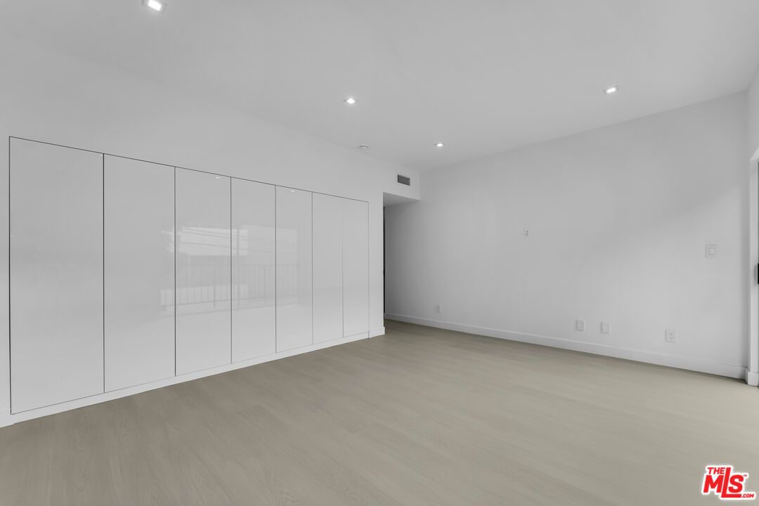 10630 Wilkins Ave Unit: 204