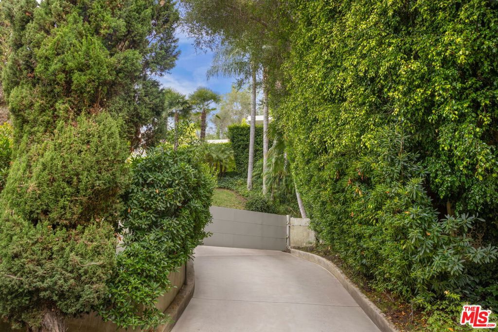 2731 Hutton Drive