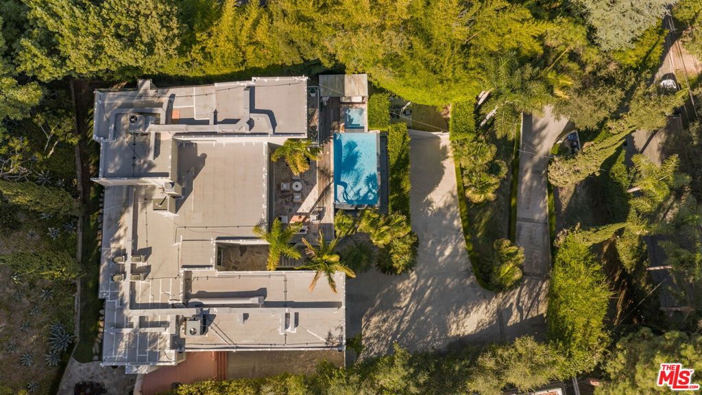2731 Hutton Drive