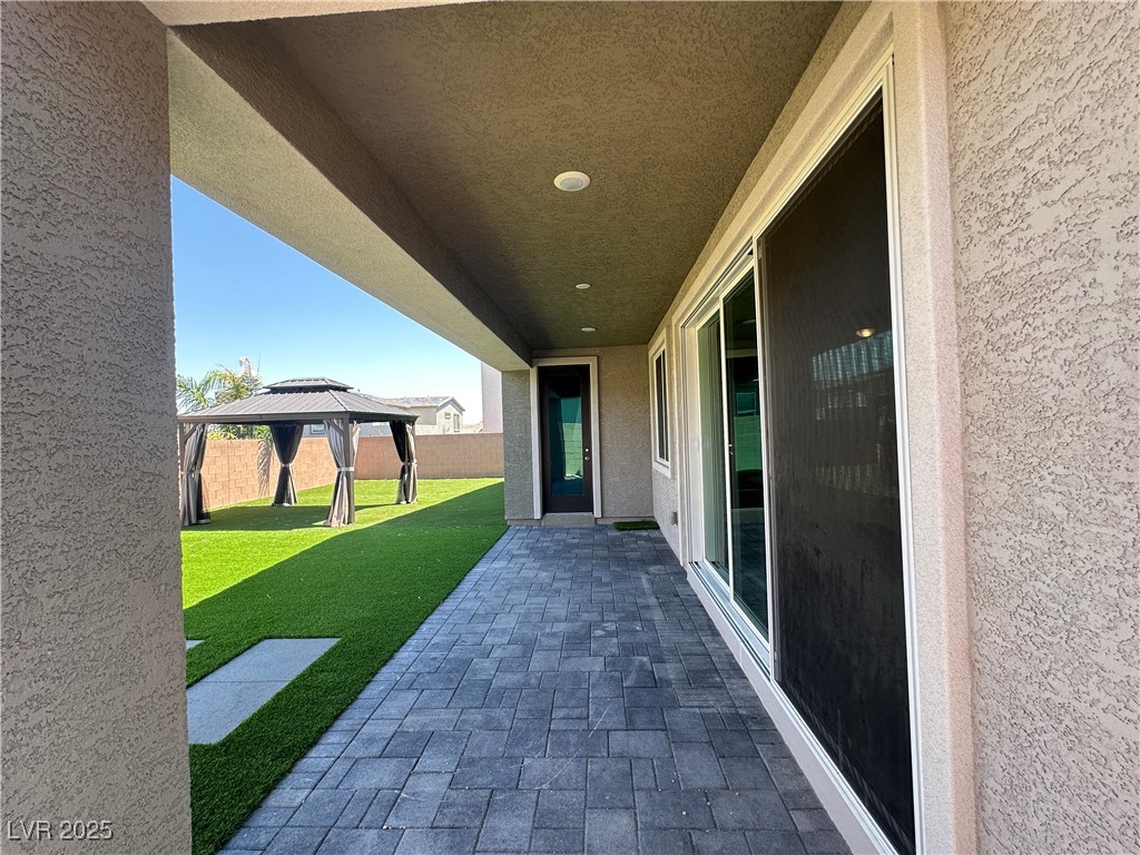 9565 CAMELBACK CREEK Drive