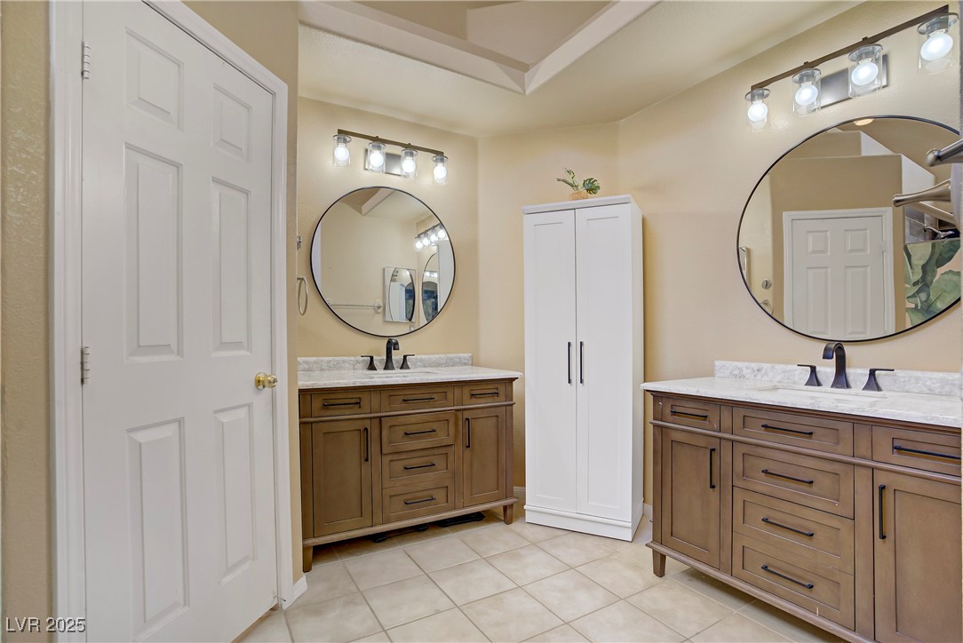 7401 Red Swallow Street