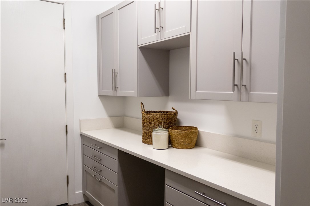 11181 Luna Blanca Drive