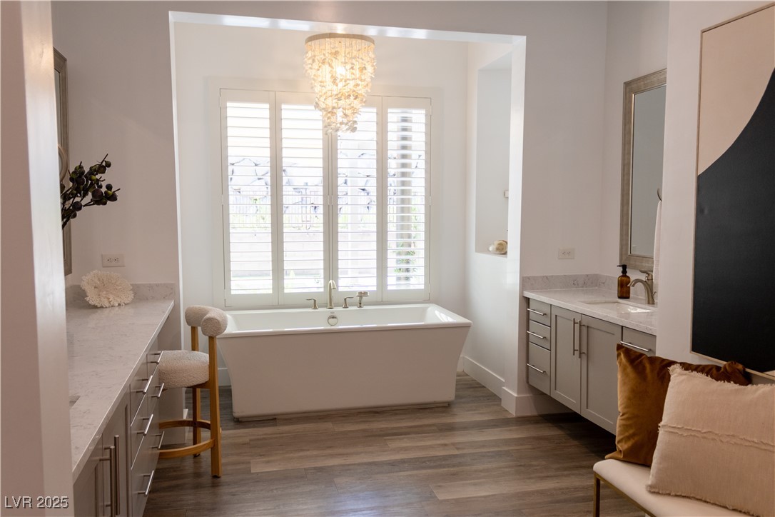 11181 Luna Blanca Drive