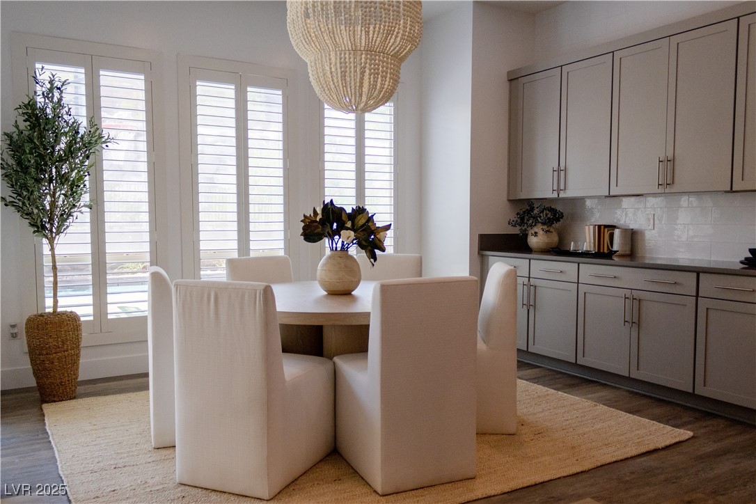 11181 Luna Blanca Drive