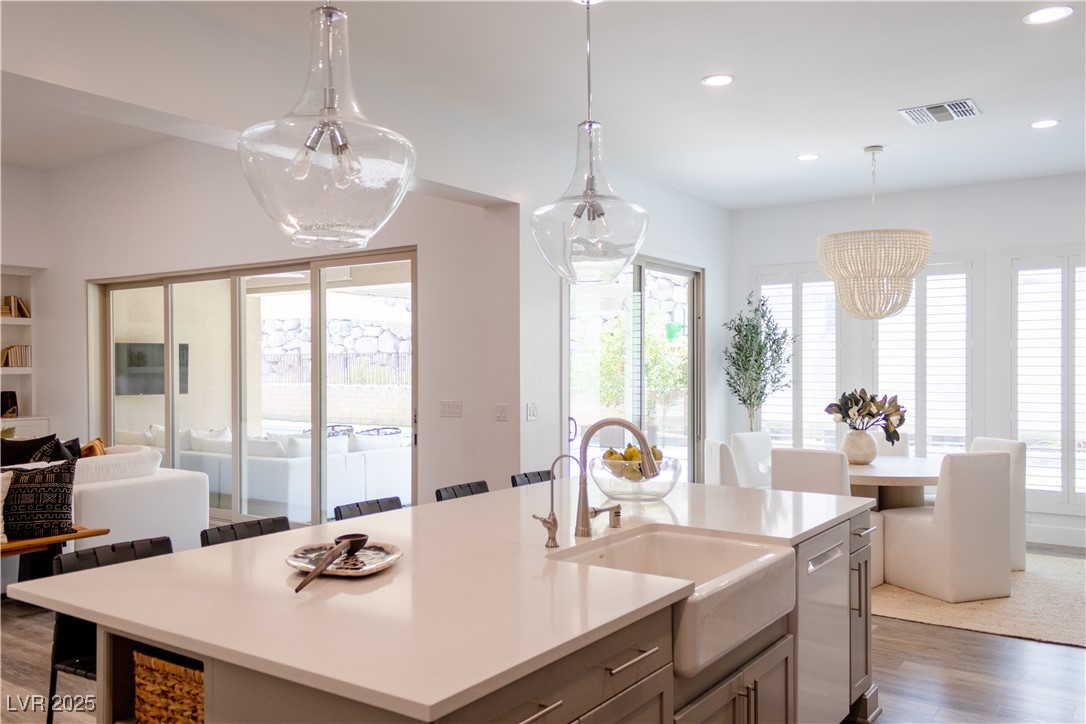 11181 Luna Blanca Drive