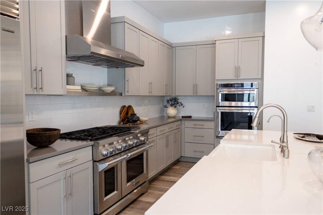 11181 Luna Blanca Drive