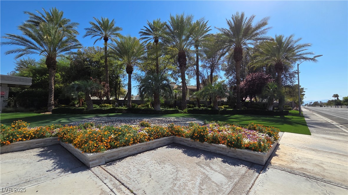 2330 Caserta Court