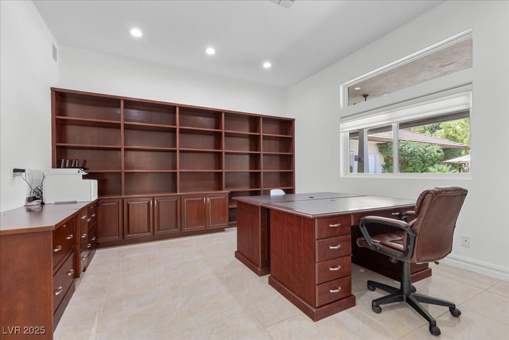 2330 Caserta Court