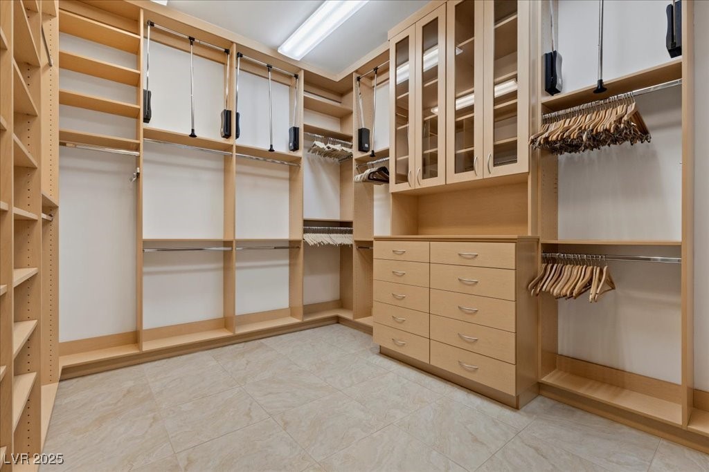 2330 Caserta Court