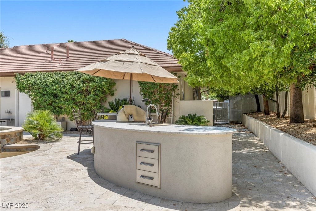 2330 Caserta Court