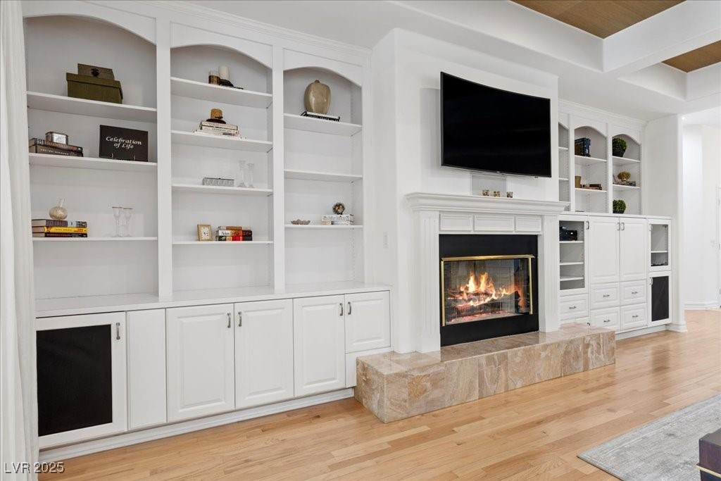 2330 Caserta Court