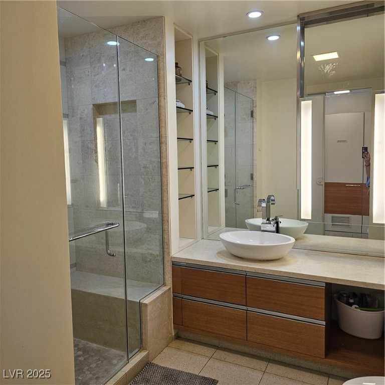 3726 Las Vegas Boulevard 2411