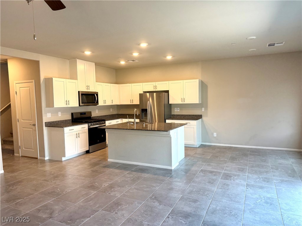 5269 Acadia Leaf Street