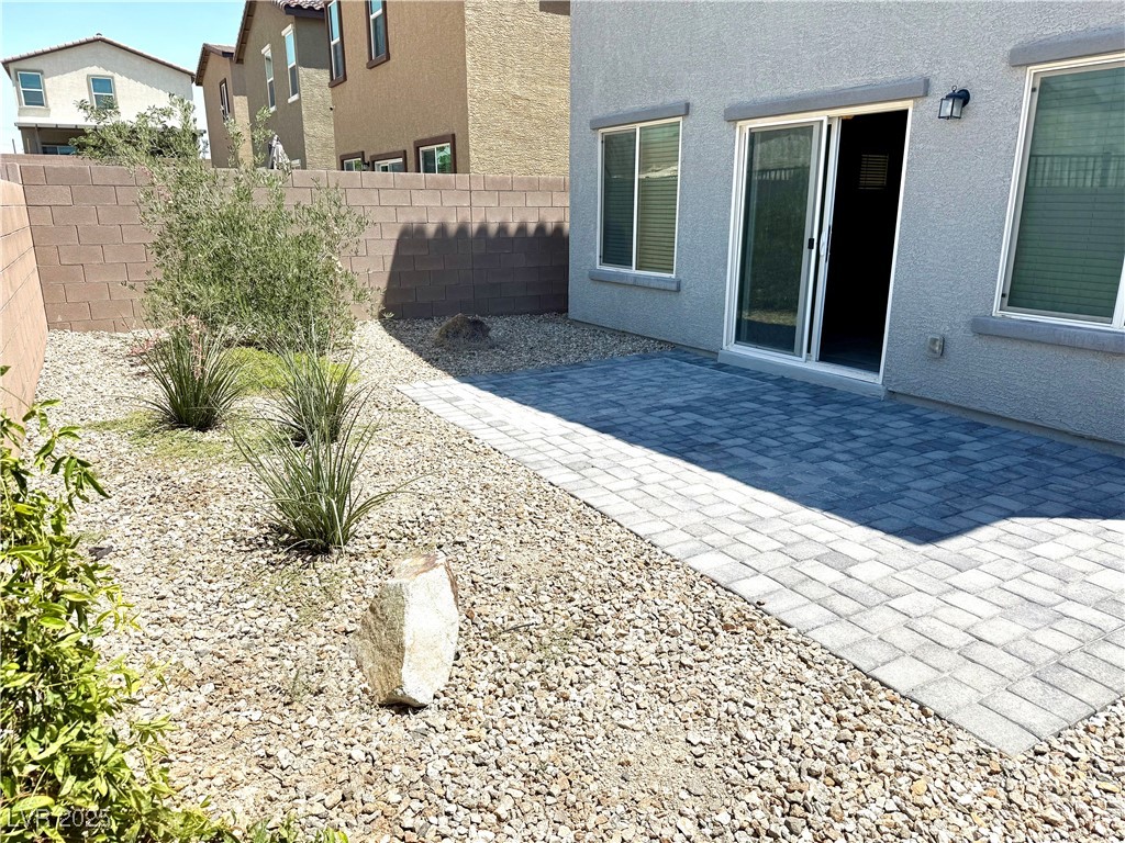 5269 Acadia Leaf Street