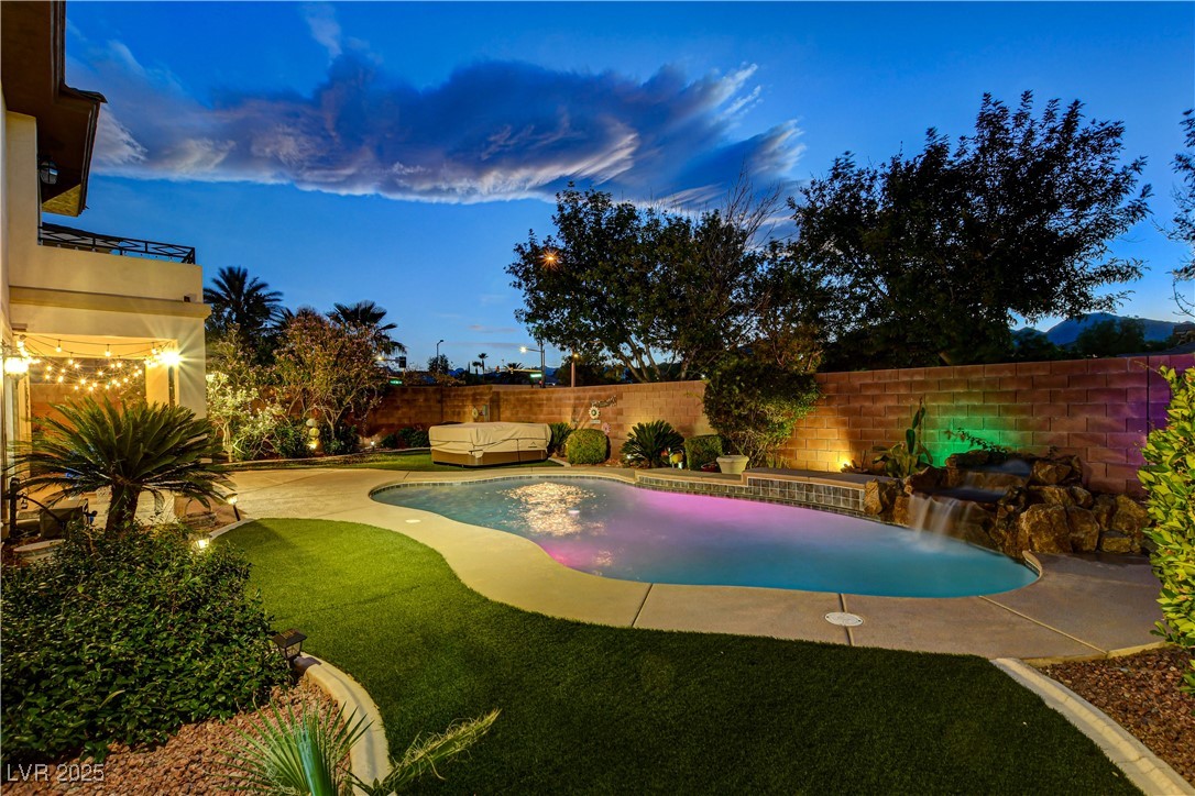 109 North Buteo Woods Lane