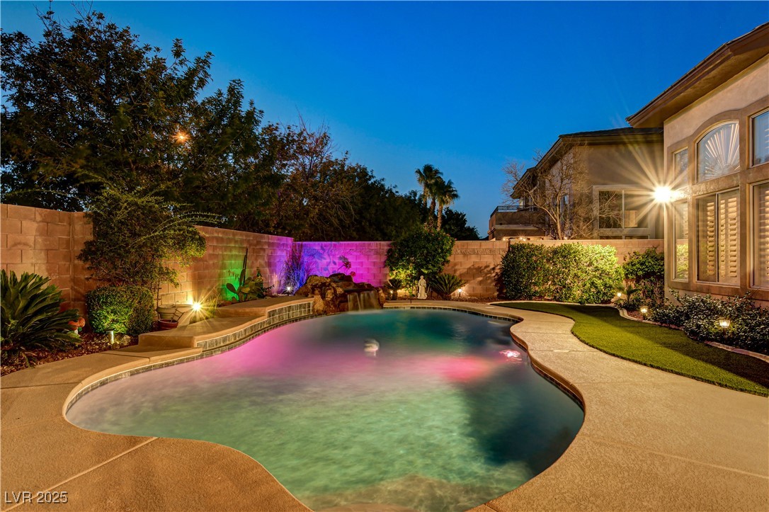 109 North Buteo Woods Lane