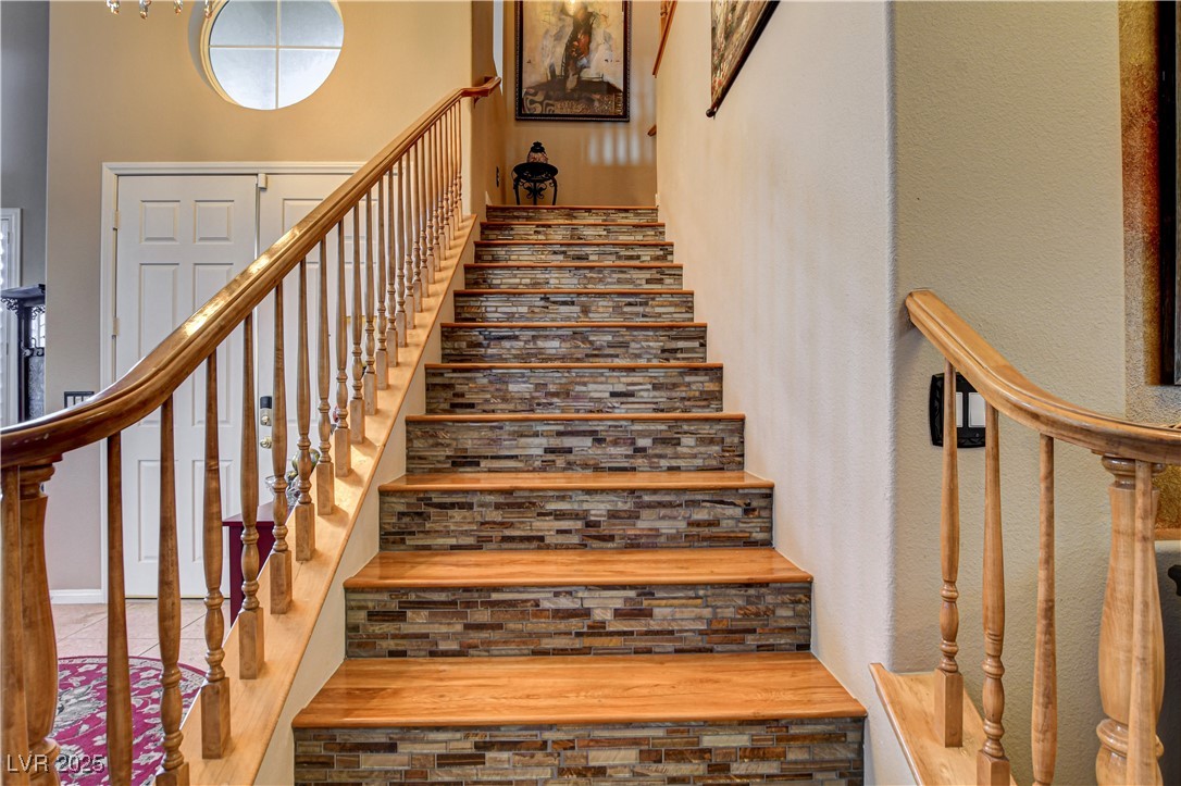 109 North Buteo Woods Lane