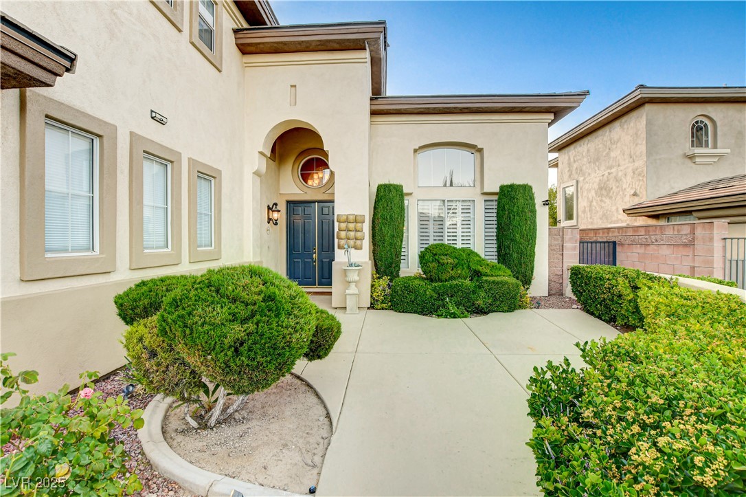 109 North Buteo Woods Lane