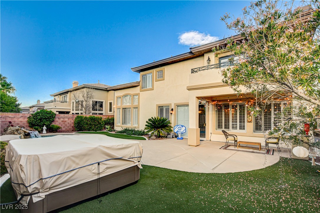 109 North Buteo Woods Lane