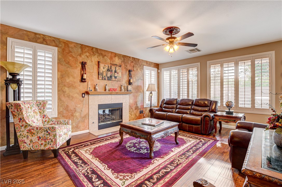 109 North Buteo Woods Lane