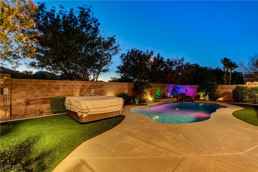 109 North Buteo Woods Lane