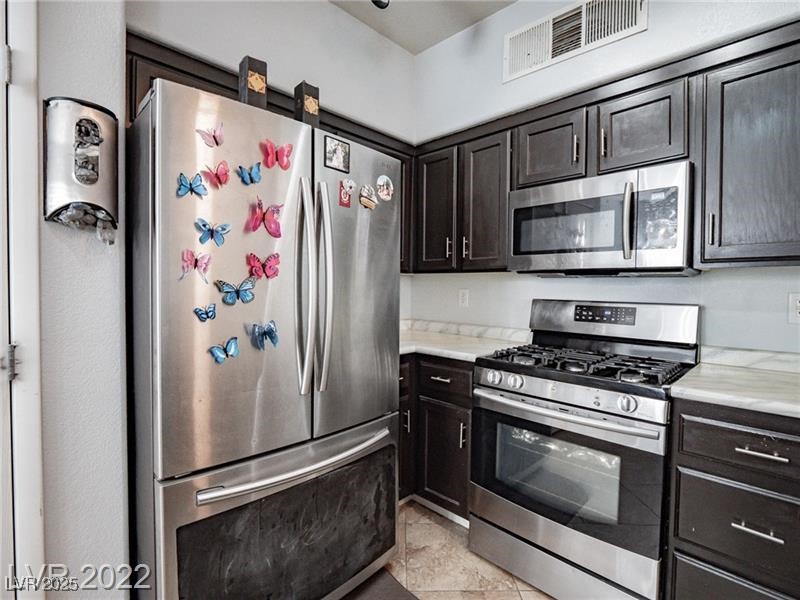 50 Aura De Blanco Street 13202