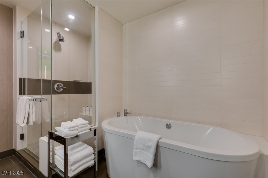 2600 HARMON Avenue 28034