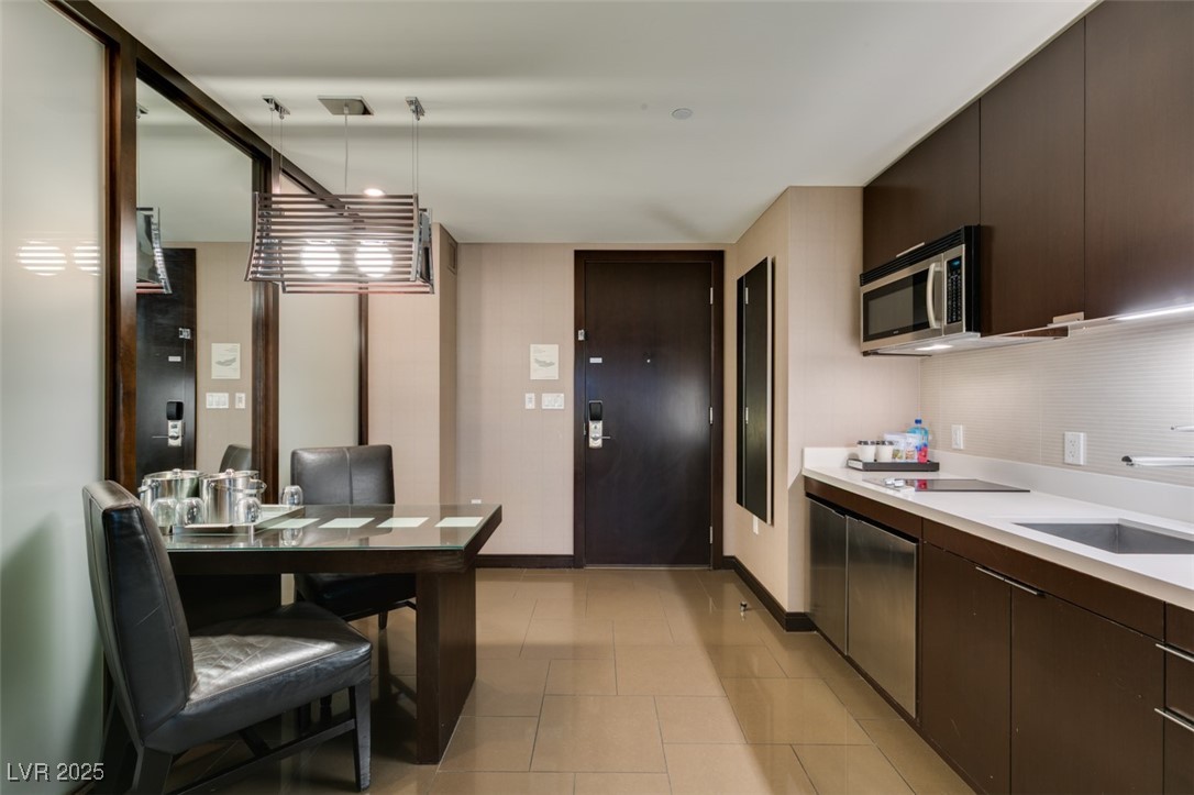 2600 HARMON Avenue 28034