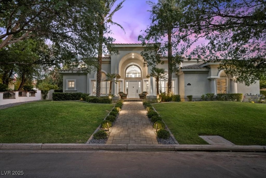 2338 Dolphin Court