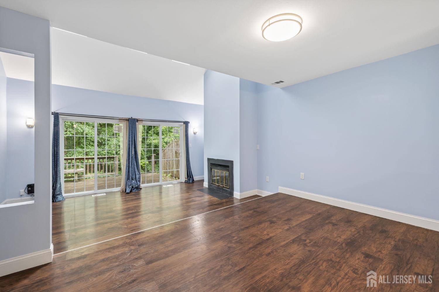 1609 Mulberry Street