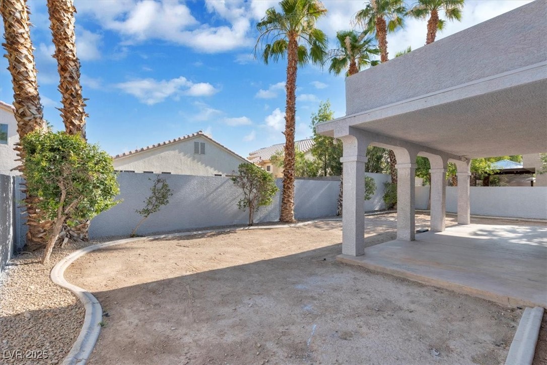 6909 Fruit Flower Avenue