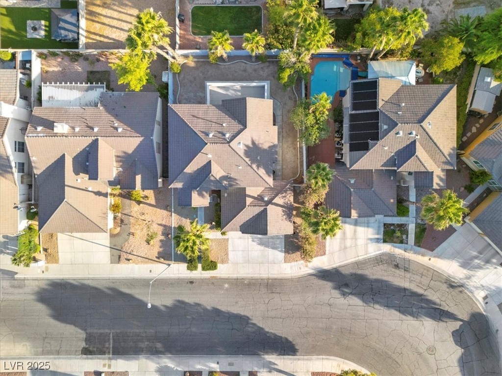 6909 Fruit Flower Avenue