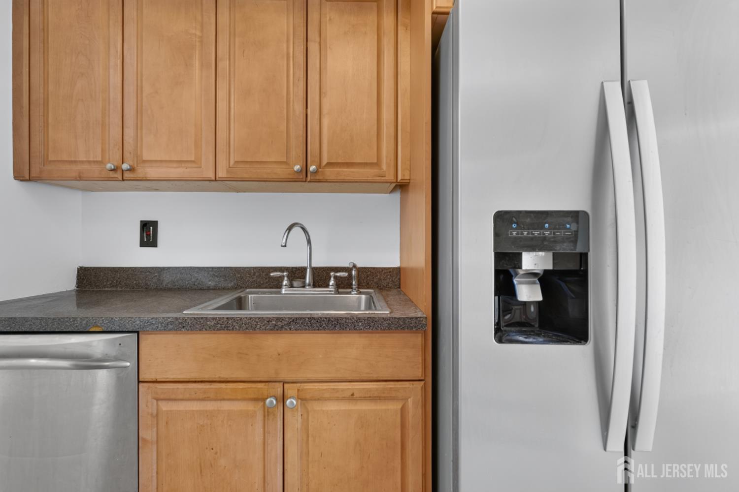 204 C Sierra Court # 2043