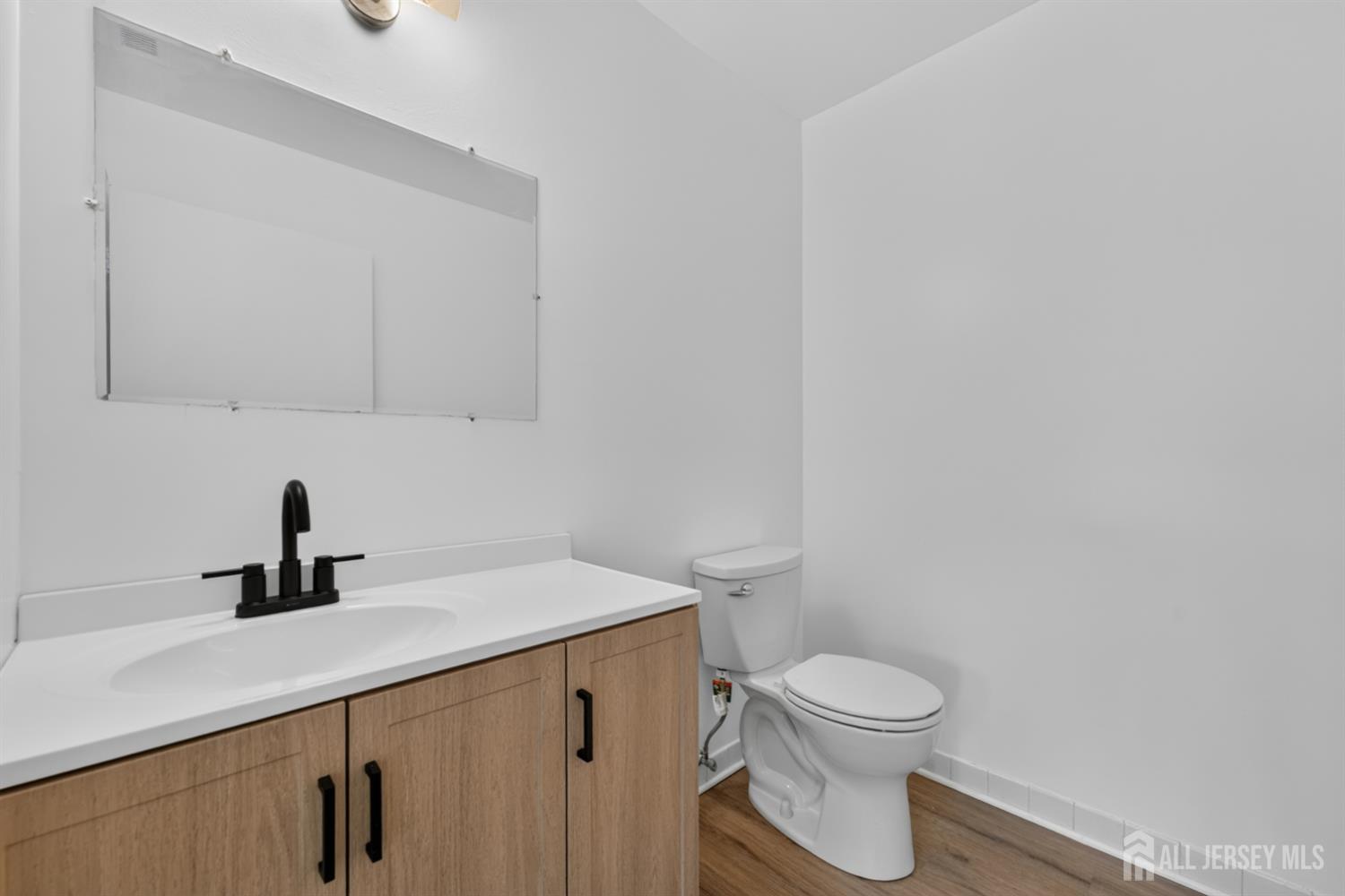 204 C Sierra Court # 2043