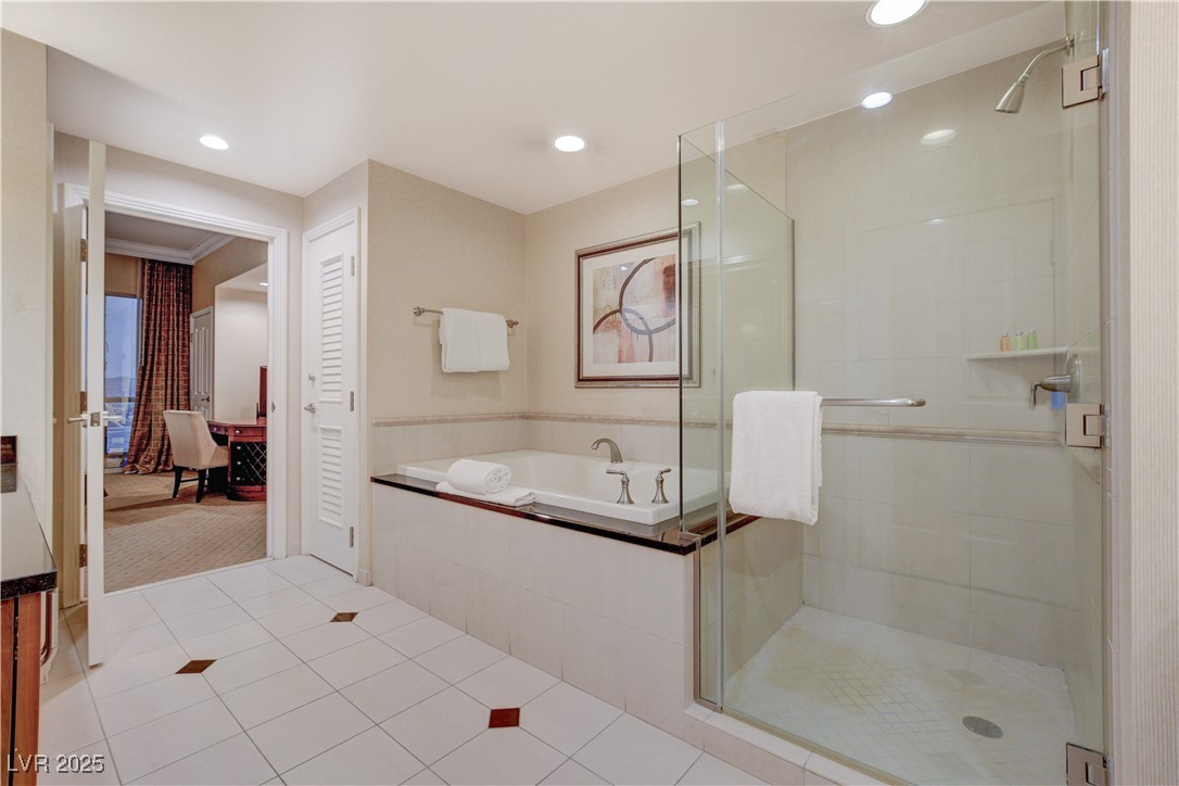 125 East HARMON Avenue 3114