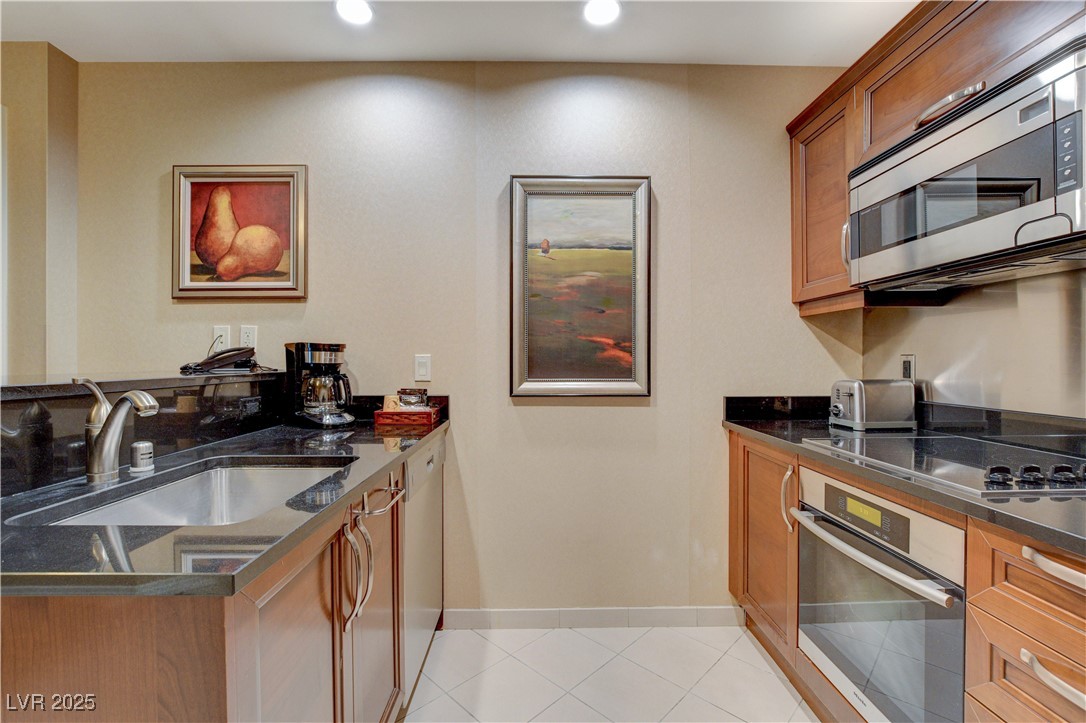 125 East HARMON Avenue 3114