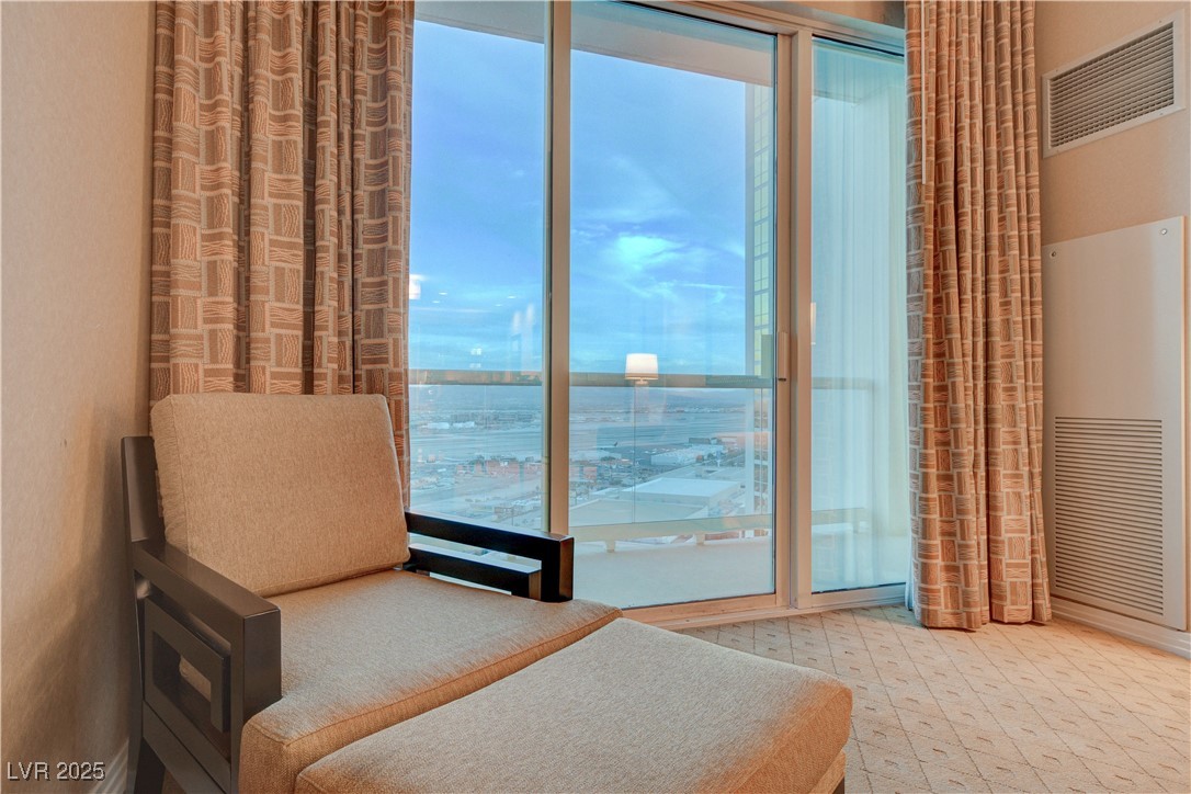 125 East HARMON Avenue 3114