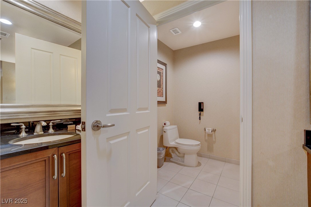 125 East HARMON Avenue 3114