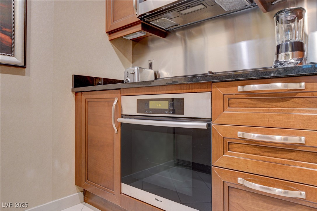 125 East HARMON Avenue 3114